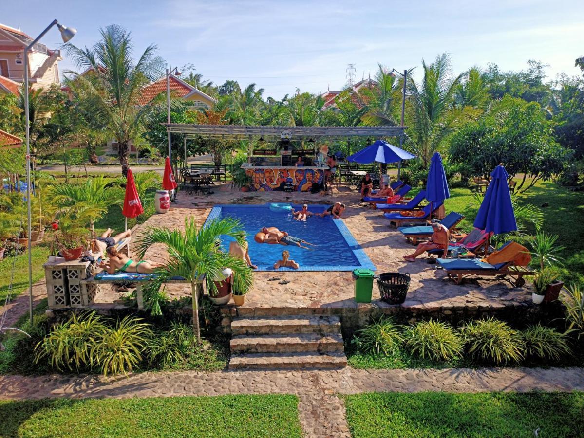 Karma Traders Kampot Hostel Εξωτερικό φωτογραφία