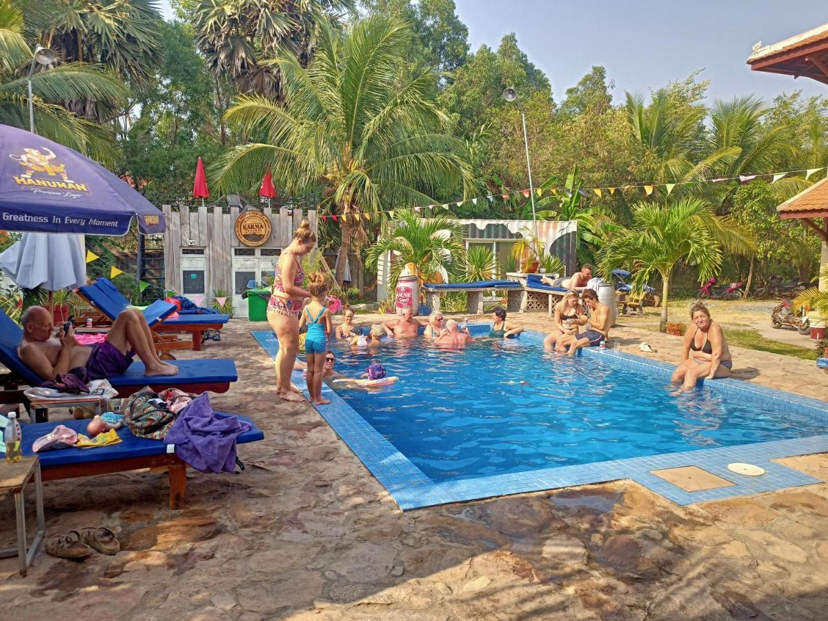Karma Traders Kampot Hostel Εξωτερικό φωτογραφία