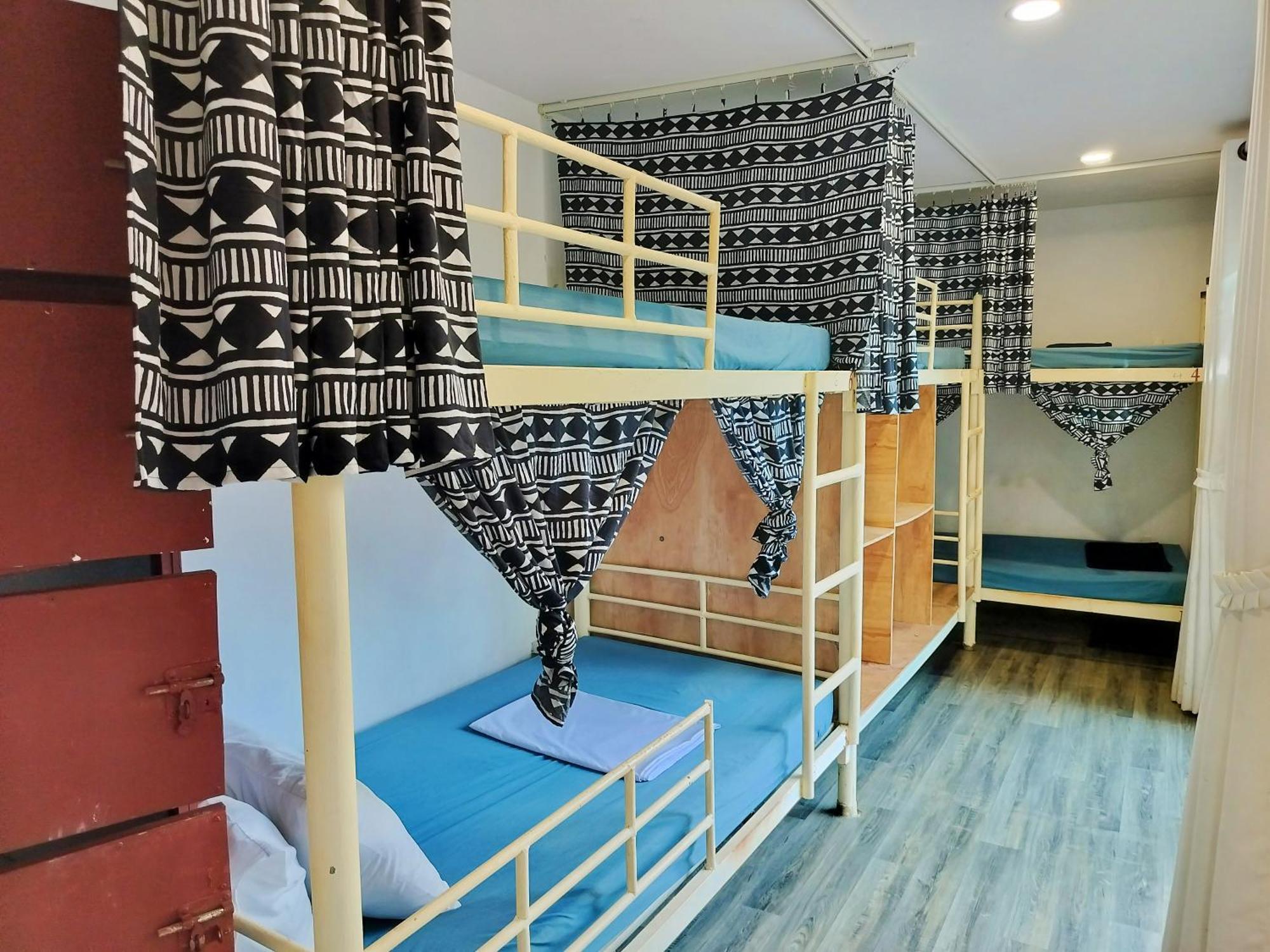 Karma Traders Kampot Hostel Εξωτερικό φωτογραφία