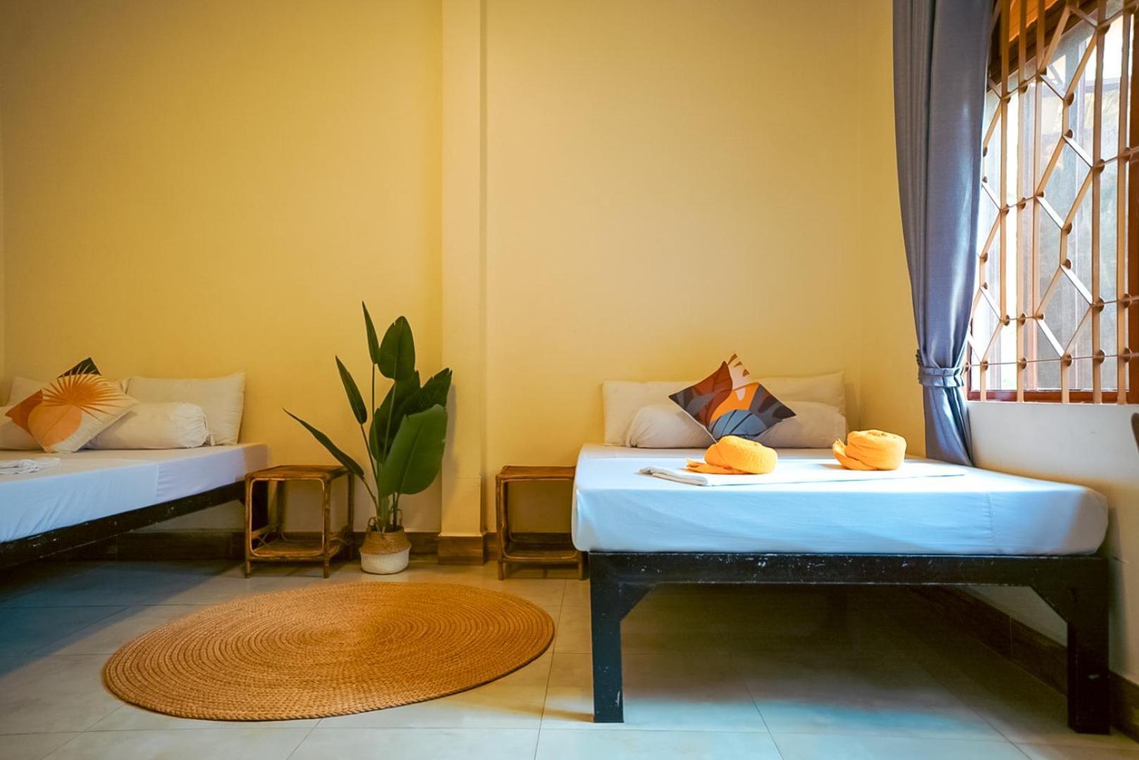 Karma Traders Kampot Hostel Εξωτερικό φωτογραφία