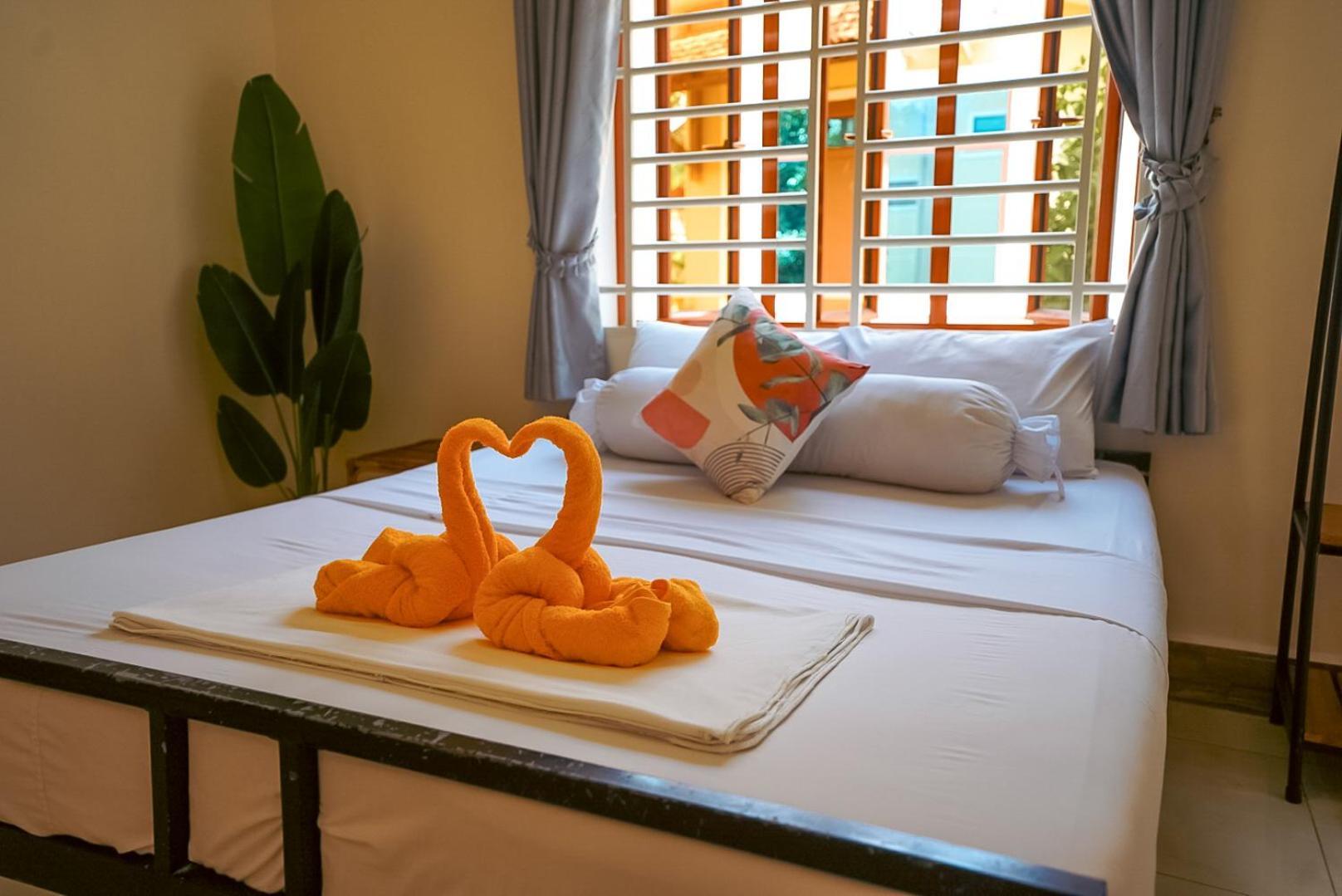 Karma Traders Kampot Hostel Εξωτερικό φωτογραφία