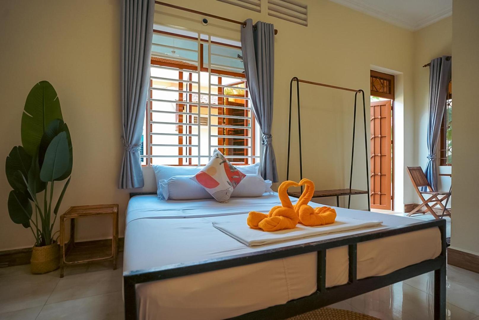 Karma Traders Kampot Hostel Εξωτερικό φωτογραφία