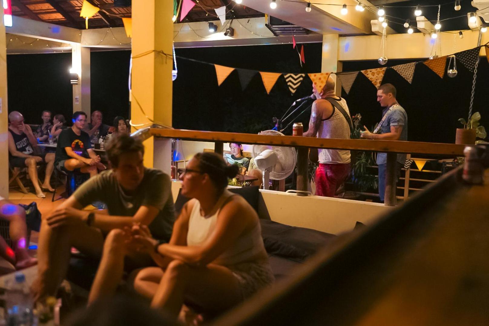 Karma Traders Kampot Hostel Εξωτερικό φωτογραφία